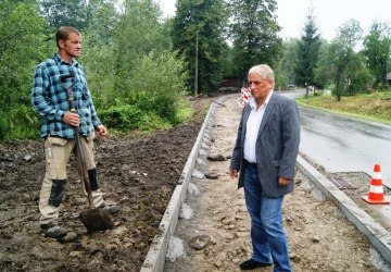 Budowa chodnika dla pieszych w ciągu drogi powiatowej nr 1577K w Kamionce Wielkiej