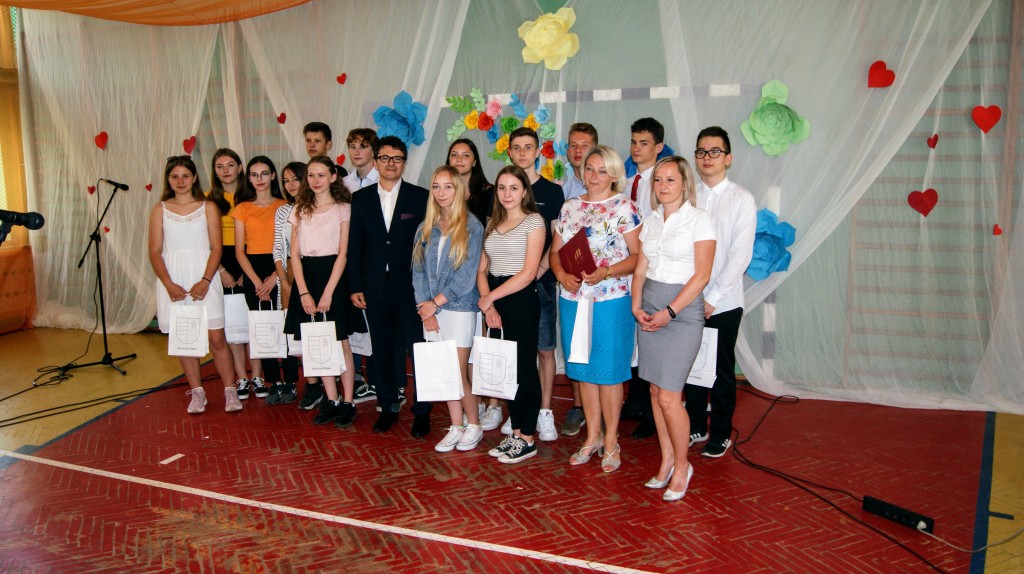 Gratulacje dla uczniów i dyrekcji  Szkoły Podstawowej  w Królowej Górnej.