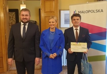Gmina Kamionka Wielka otrzymała promesę na dofinansowanie zakupu instrumentów muzycznych dla Orkiestry Dętej z Mystkowa.