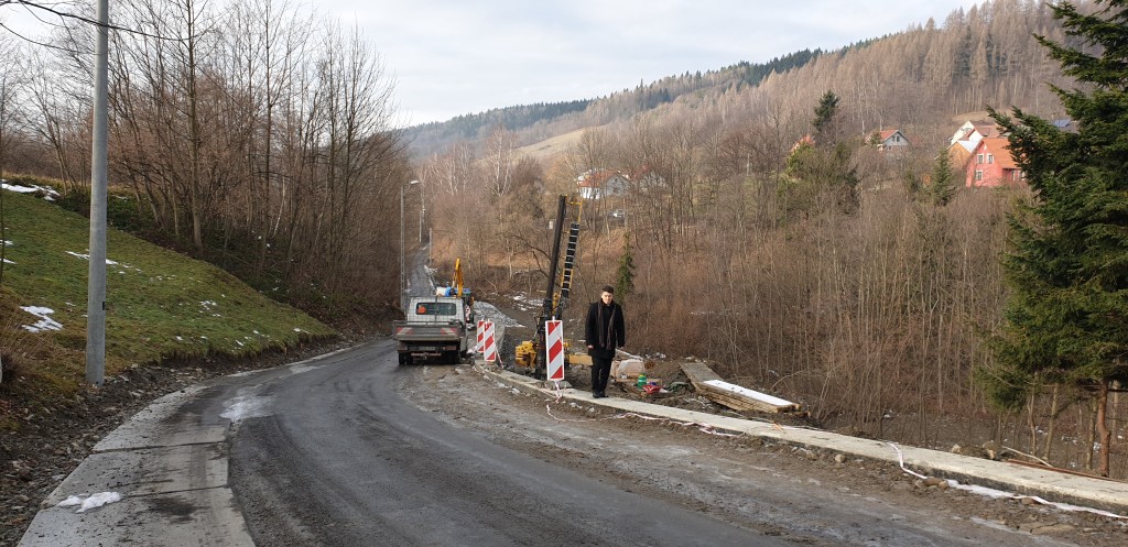 Wznowiono prace stabilizacyjne na osuwisku „Homontówka-Ziobroskówka” w Kamionce Wielkiej