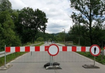 Informacja -  przetarg dot. mostu zastępczego na rzece Kamienica.