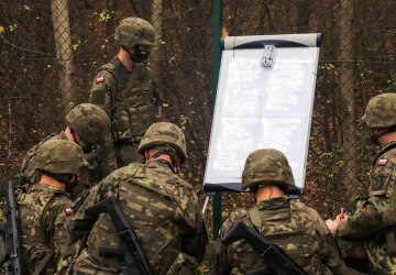„WSPANIAŁA DWUNASTKA” UKOŃCZYŁA KURS PODOFICERSKI „SONDA”