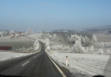 Dane kontaktowe firm zajmujących się zimowym utrzymaniem dróg gminnych Gminy Kamionka Wielka w sezonie 2023/2024